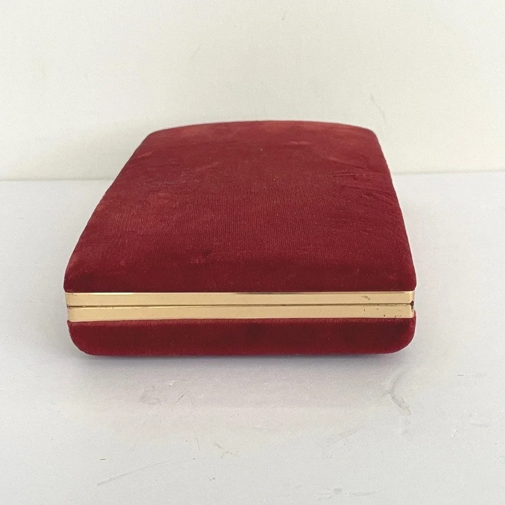 Vintage Mele Red Velvet Jewelry Travel Case Gold Tone Trim Clamshell Organizer‎